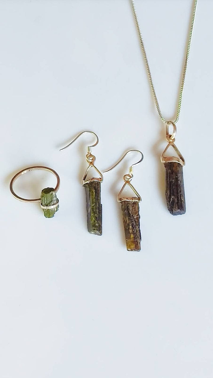 raw-green-tourmaline-verdelite-pendant-necklace.jpg