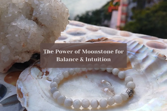 Was wäre, wenn der Mond deine Energie harmonisieren könnte? Die Kraft des Mondsteins für Balance und Intuition