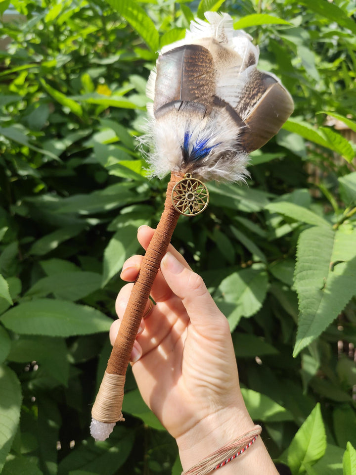 Handmade Feather Smudge Fan with Quartz Crystal Cluster & Sacred Charm | Leather Wrapped Ritual Tool | Energy Cleansing Fan
