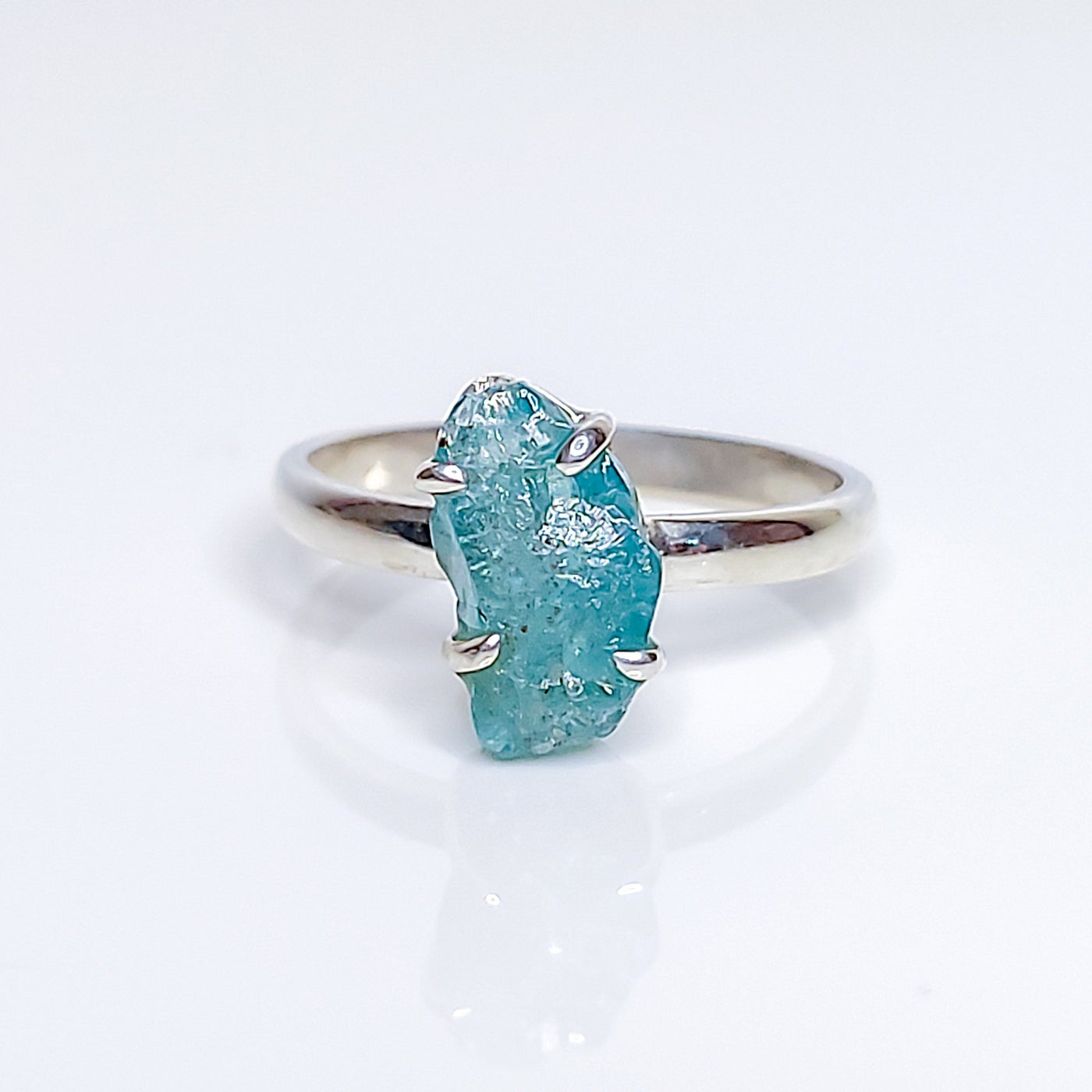 Raw Blue Apatite Uncut Rough Crystal Gemstone Birthstone Ring, 925 Sterling Silver (Rose Gold, Gold Band Option Avail.) | Blue Apatite Ring - ShantiShopIndia