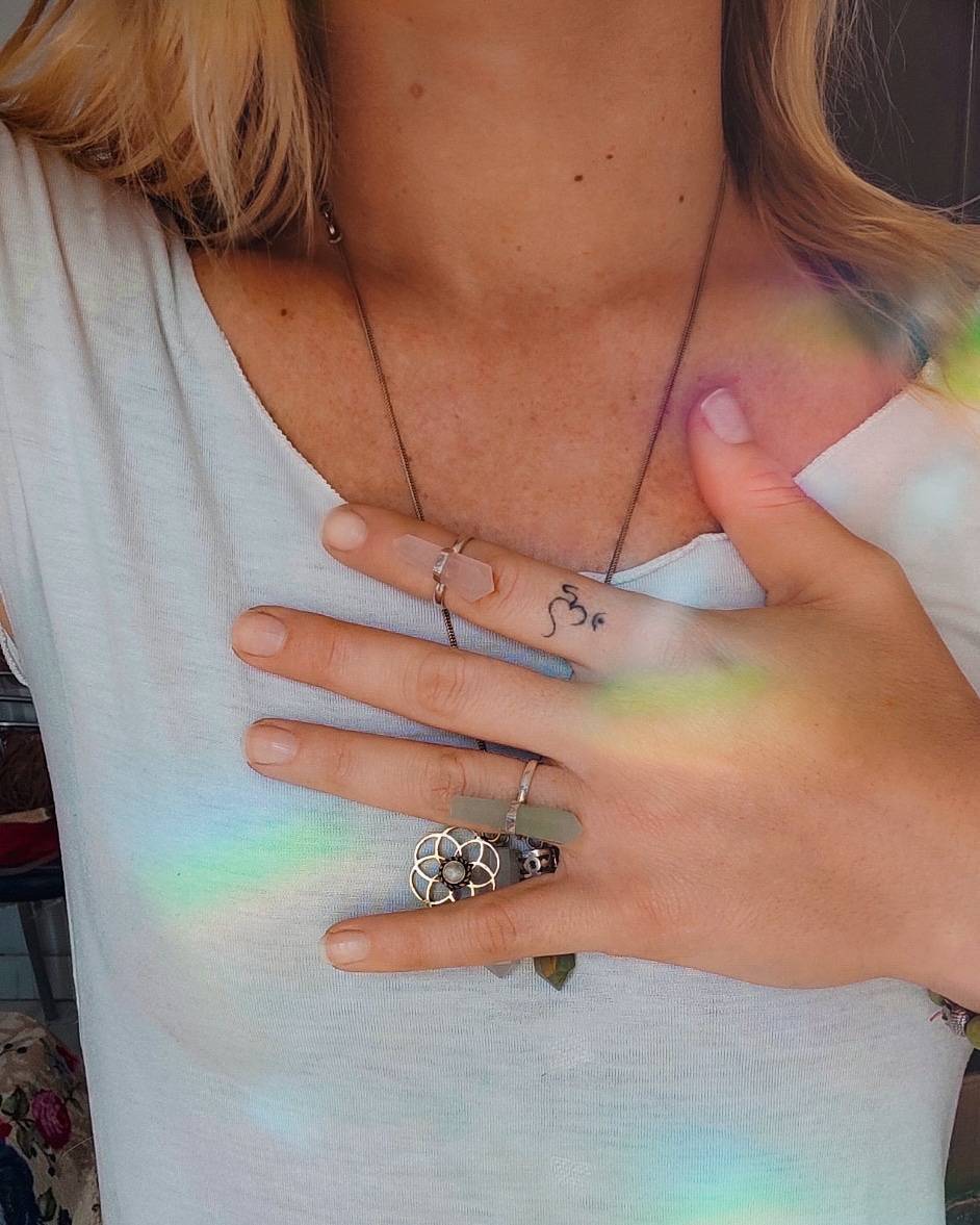rose-quartz-and-aventurine-jade-stone-rings.jpg