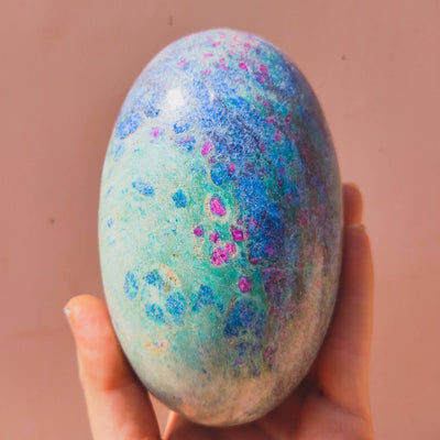 large-ruby-fuchsite-and-kyanite-crystal-egg.jpg