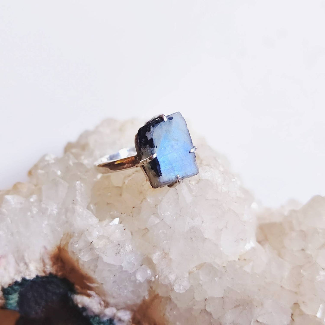 raw-rainbow-moonstone-birthstone-ring