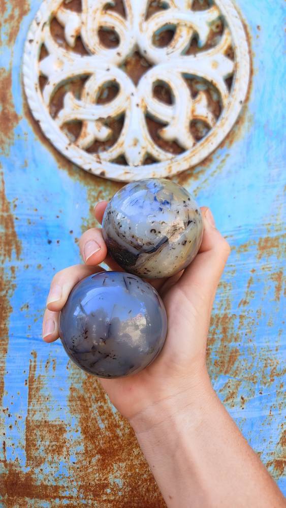 dendritic-agate-sphere.jpg