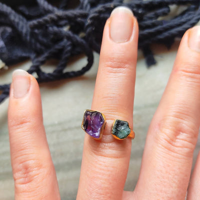 green-emerald-and-amethyst-stone-crystal-ring