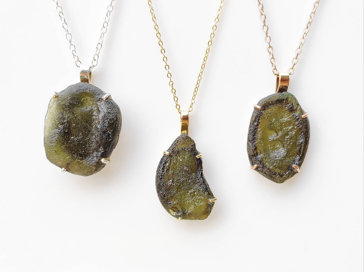 Czech Moldavite fashion Pendant