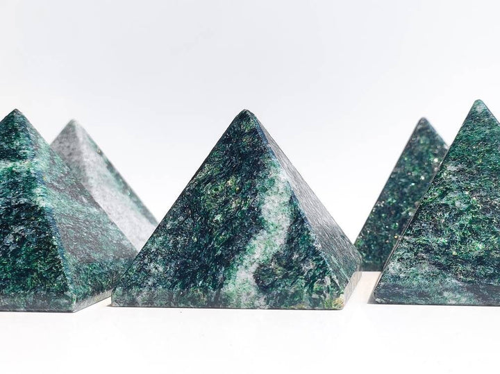 high-quality-himalayan-green-jade-crystal-pyramids.jpg